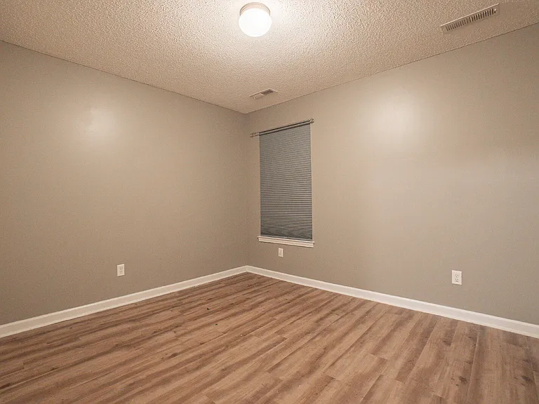 2715 Amidala Ln — Photo 30