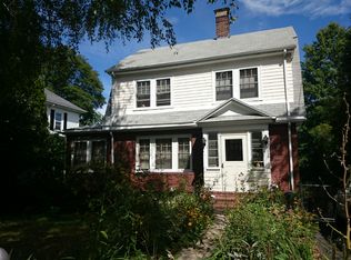 455 Weld St, West Roxbury, MA 02132