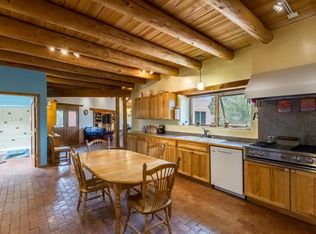 40 Rainbow Rd, Edgewood, NM 87015