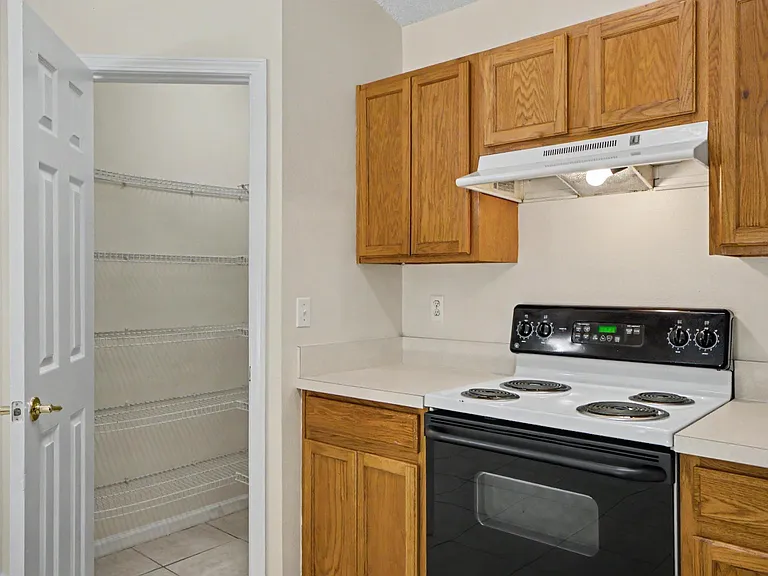 90 Buttonworth Dr #A — Photo 14