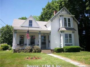 77 Main St, Plainfield, CT 06374