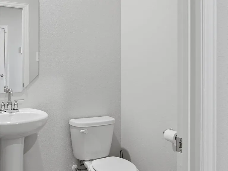 2275 Cliff Springs Dr — Photo 30