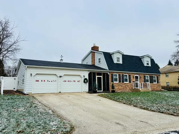 1817 20th Street Ct, Monroe, WI 53566