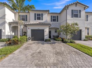 11883 NW 46th St, Coral Springs, FL 33076