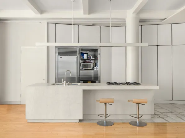 15 West 24th Street image 5 of 14