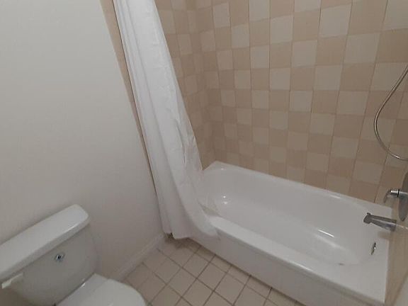 5th image of 5929 Laurel Canyon Blvd #2
