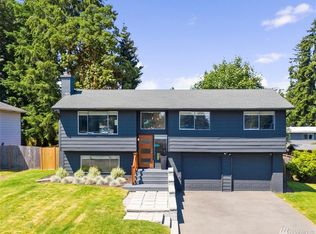 7707 206th St SW, Edmonds, WA 98026