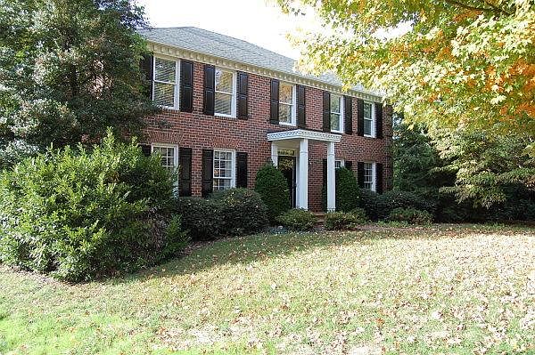 1st image of 612 Braewyck Ln
