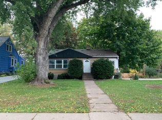 2079 Margaret St, Saint Paul, MN 55119