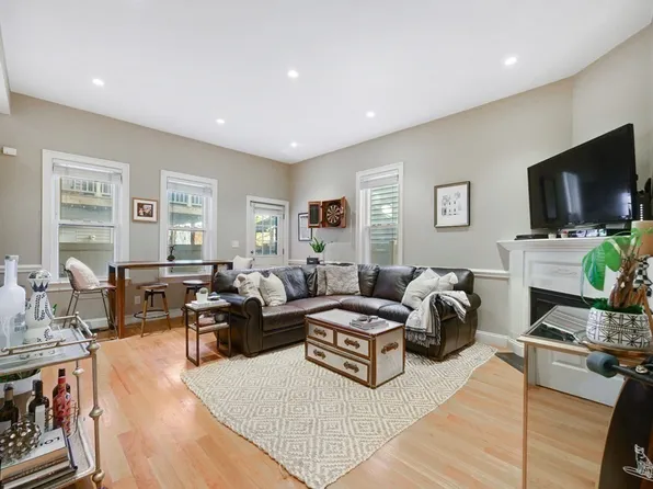 357 W 4th St #1, South Boston, MA 02127