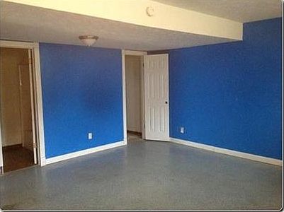 4th image of 1110 Piedmont Cir