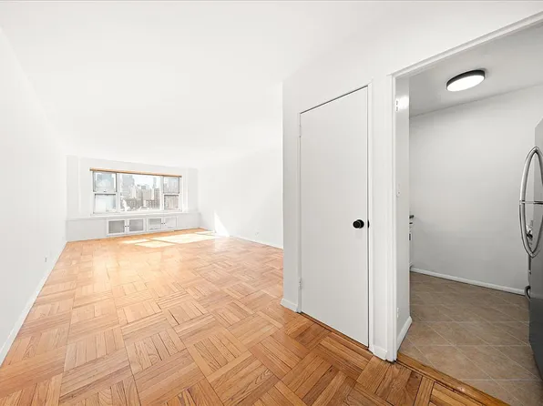 440 E 79th St APT 14G, New York, NY 10075