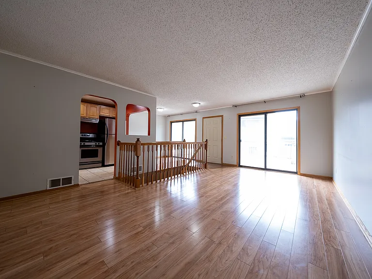 2708 Terraceview Ct N — Photo 4