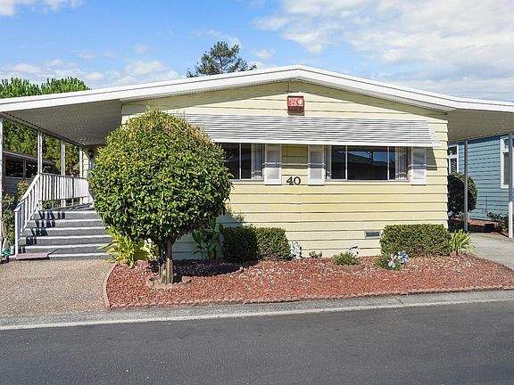 2nd image of 40 Estrella Drive