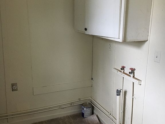 Laundry hook ups in Kitchen