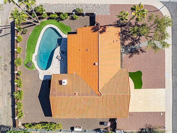 5th image of 6150 E WILSHIRE Drive
