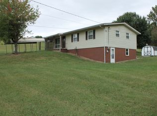 1313 Tranbarger Dr, Kingsport, TN 37660