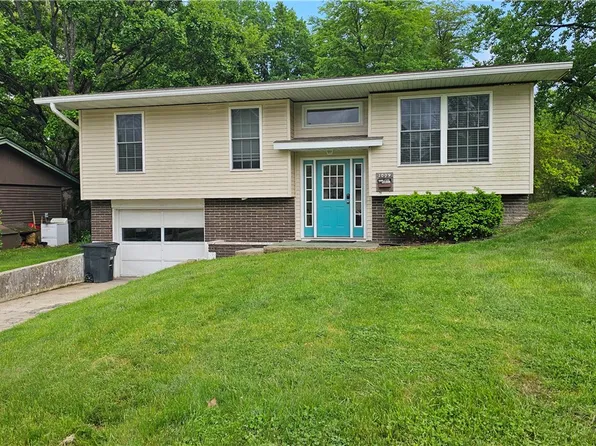 1009 E Grove Ave, Effingham, IL 62401