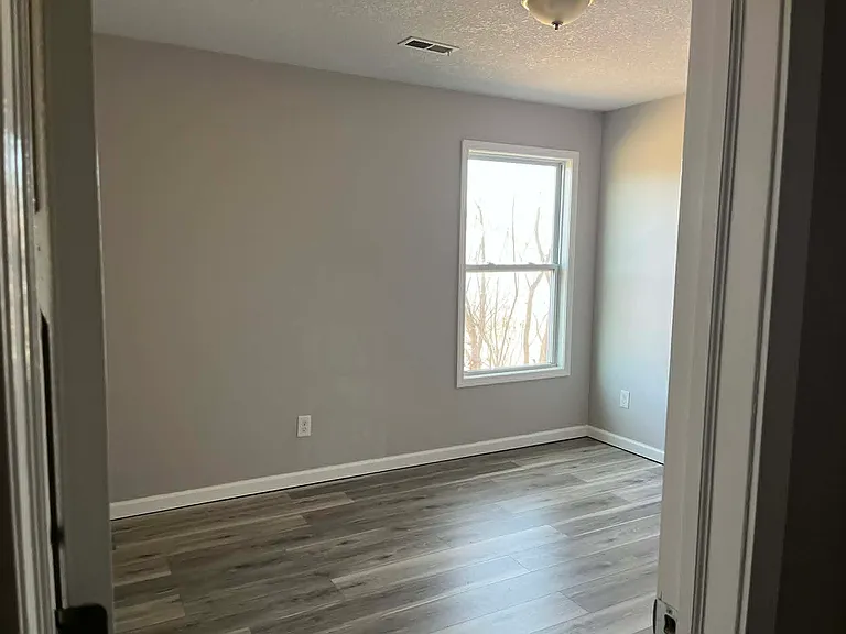 7037 SW Greenview Dr — Photo 7