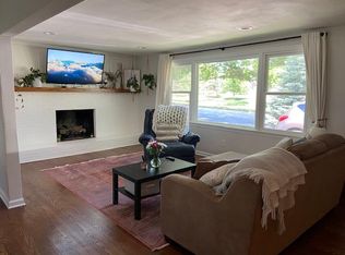 5424 Nieman Rd, Shawnee, KS 66203