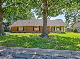 803 S Orleans Dr, Rogers, AR 72758