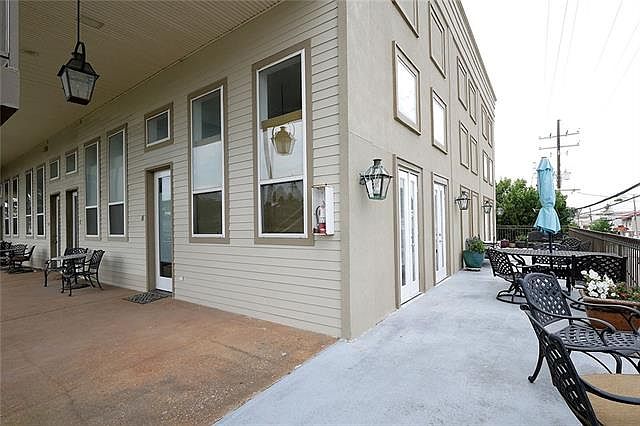 1st image of 8416 Oak St APT B