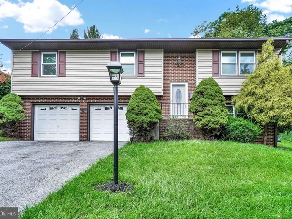 9 Pleasant St, Glen Rock, PA 17327