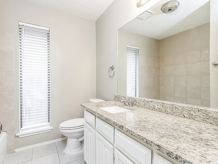 6303 Berlinetta Dr — Photo 14