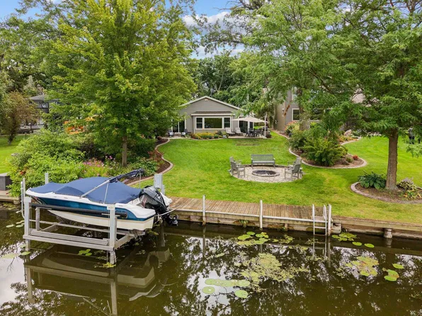 4941 Rivermoor Dr, Omro, WI 54963