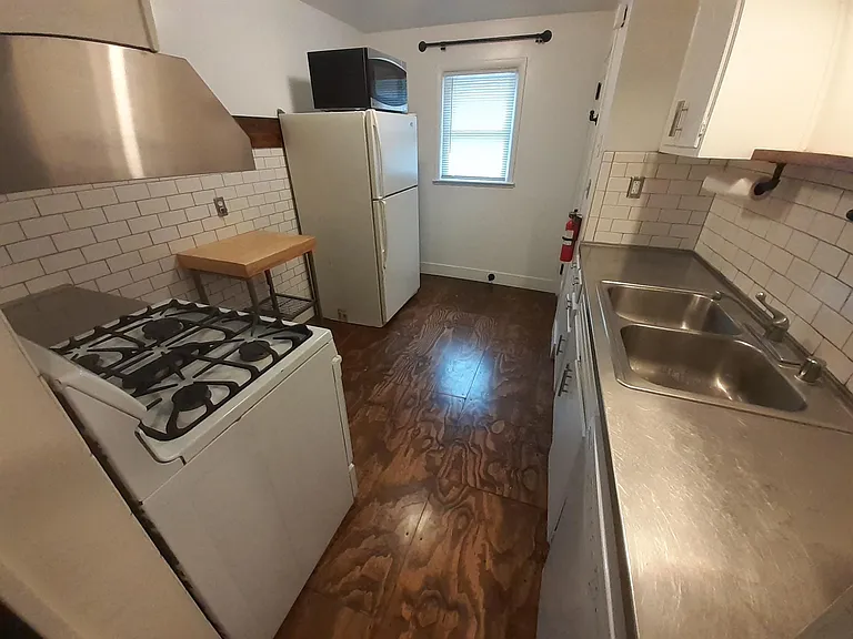 901 Burr Oak Ct — Photo 13