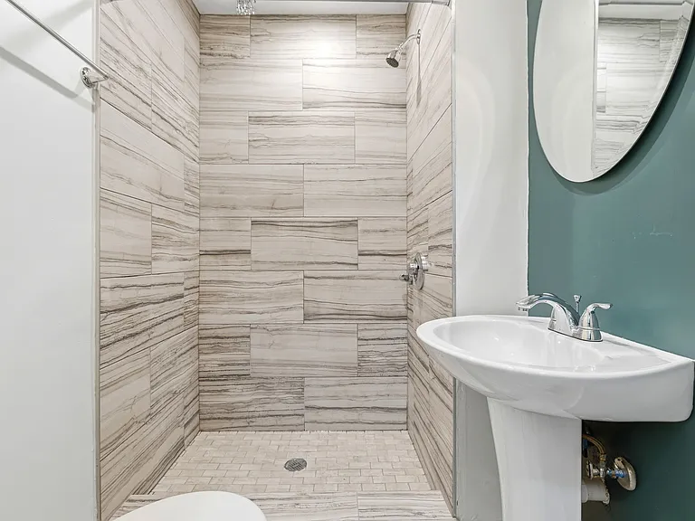 47 Metropolitan Ave #1 — Photo 15