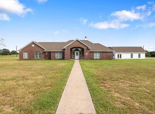 6100 Whitetail Ln, Bryan, TX 77808