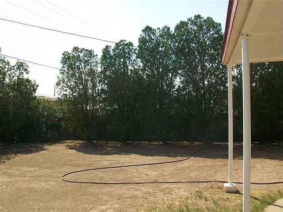 4th image of 7356 Wisteria Ave