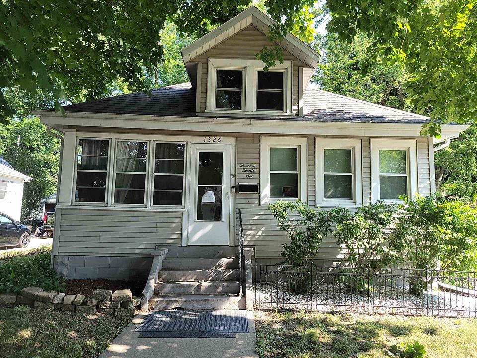 1st image of 1326 Mole Ave