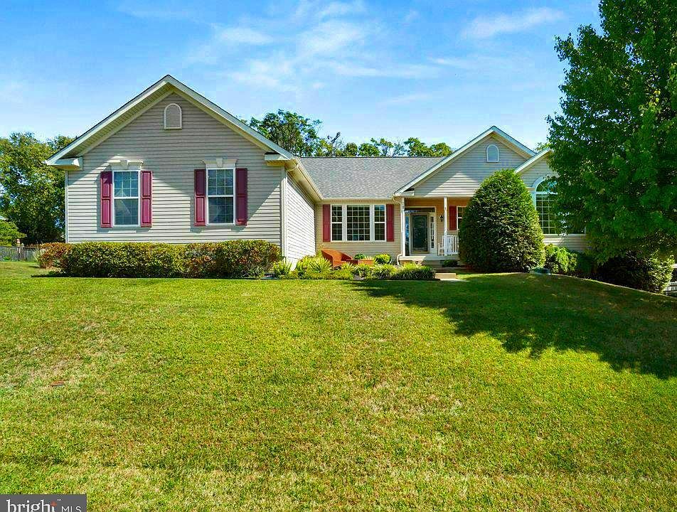 1st image of 29 Farragut Dr