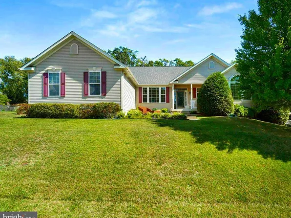 29 Farragut Dr, Keedysville, MD 21756