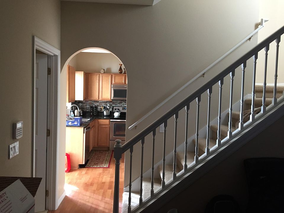 2nd image of 13124 Liberty Square Dr