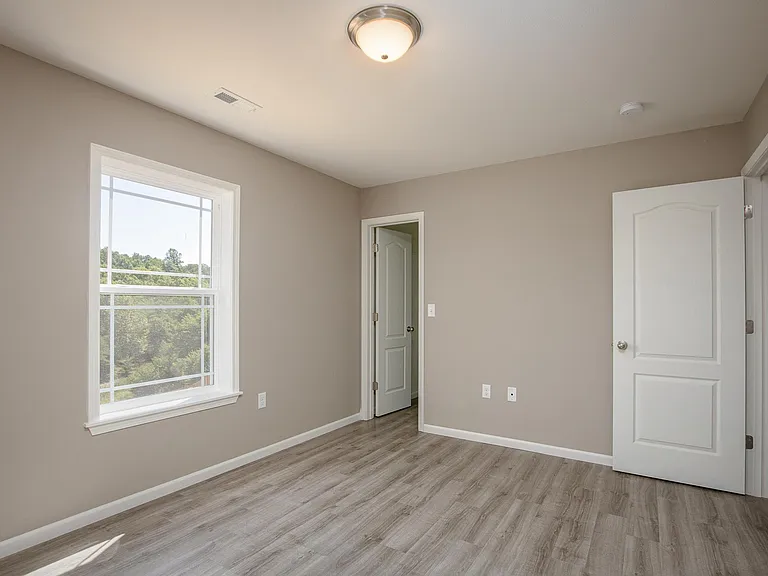 116 Whispering Meadows Pkwy — Photo 12
