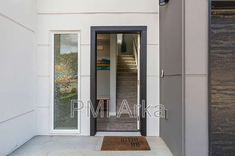 2 bed, 1.5 bath, 800 sqft, $2,795 — Photo 3