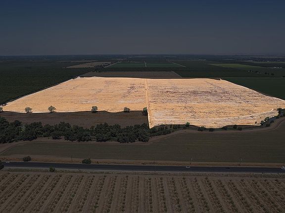 2nd image of 19351 E Highway 4
