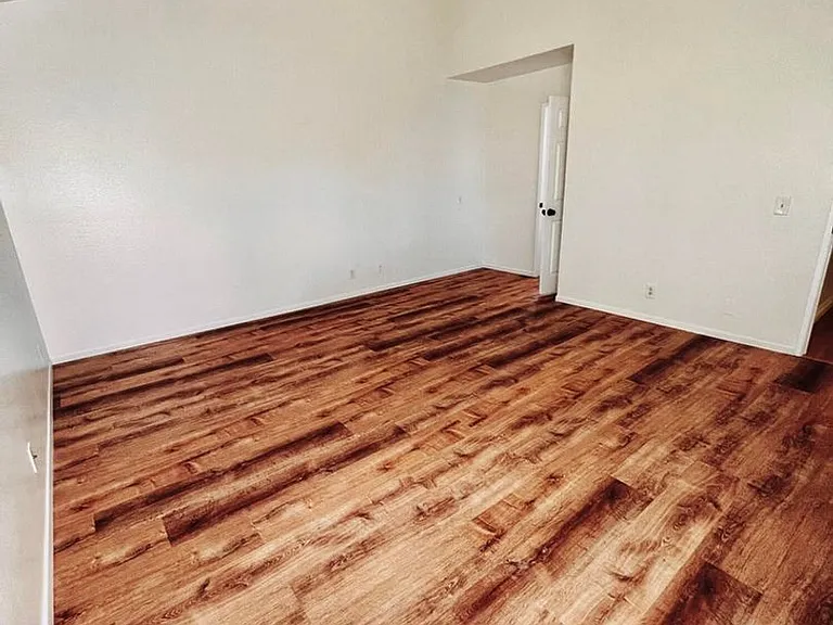 937 Shadow Lake Dr — Photo 11