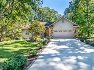 108 Cimarron Blvd, Hendersonville, NC 28791