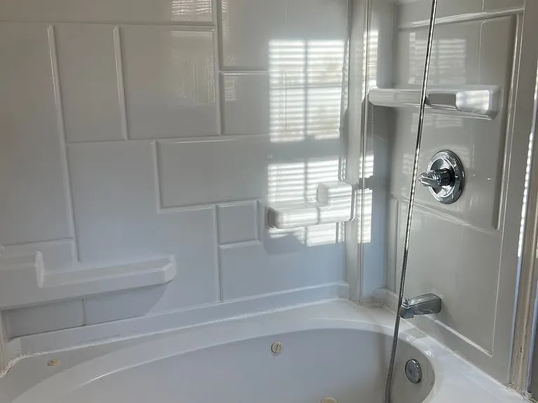 306 Walnut St — Photo 16