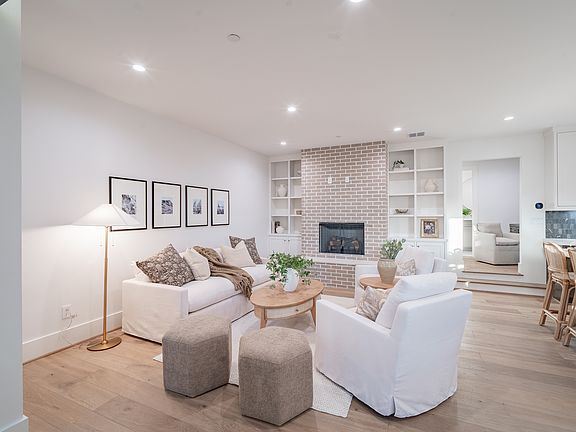 4th image of 3428 Daniel Ave #7