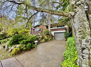 2927 25th Ave W, Seattle, WA 98199