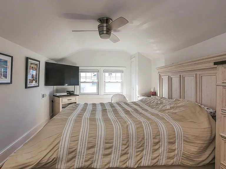 5403 Ventnor Ave — Photo 17