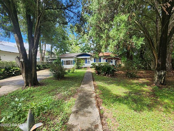 2nd image of 1009 Lester Roberts Dr