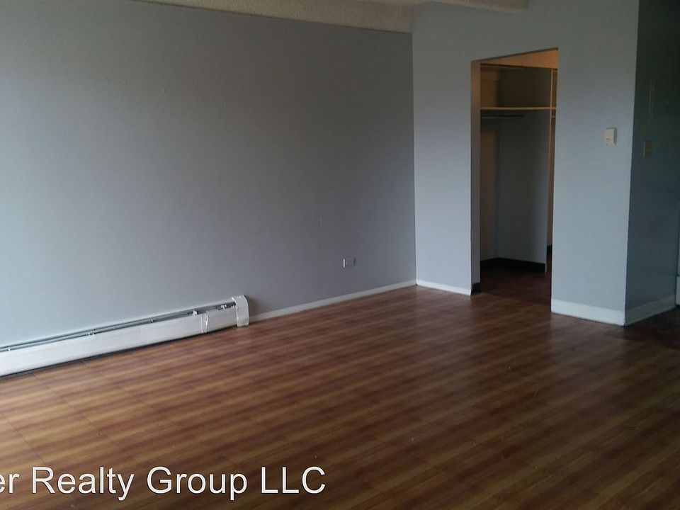 2nd image of 1960 Dallas St APT 305