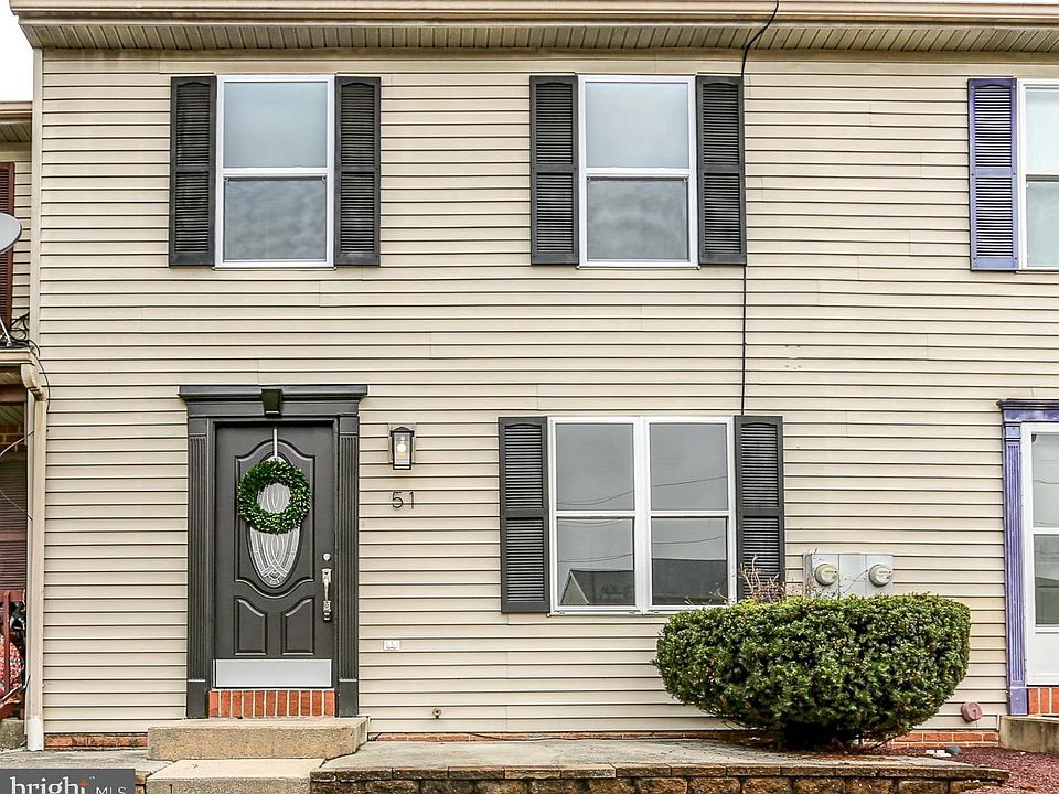 1st image of 51 Tiffany Ln