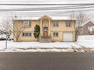 2675 Bellmore Ave, Bellmore, NY 11710